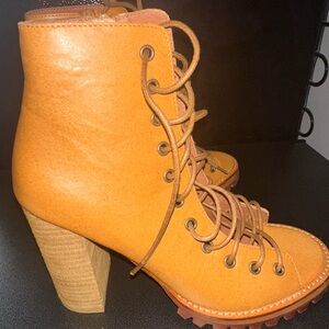 Jeffrey Campbell Orange Lace-Up Boots NEVER WORN